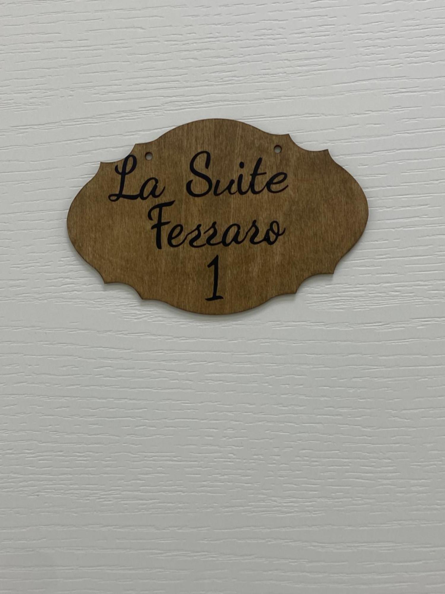 La Suite Di Laura Napoli Bagian luar foto